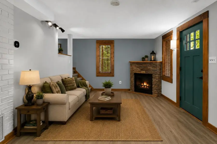 8635 Oakland Avenue S, Bloomington, MN 55420 - #2