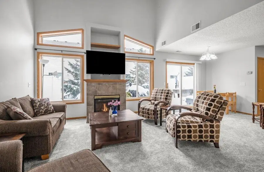 817 Bradbury Circle, Jordan, MN 55352 - #3