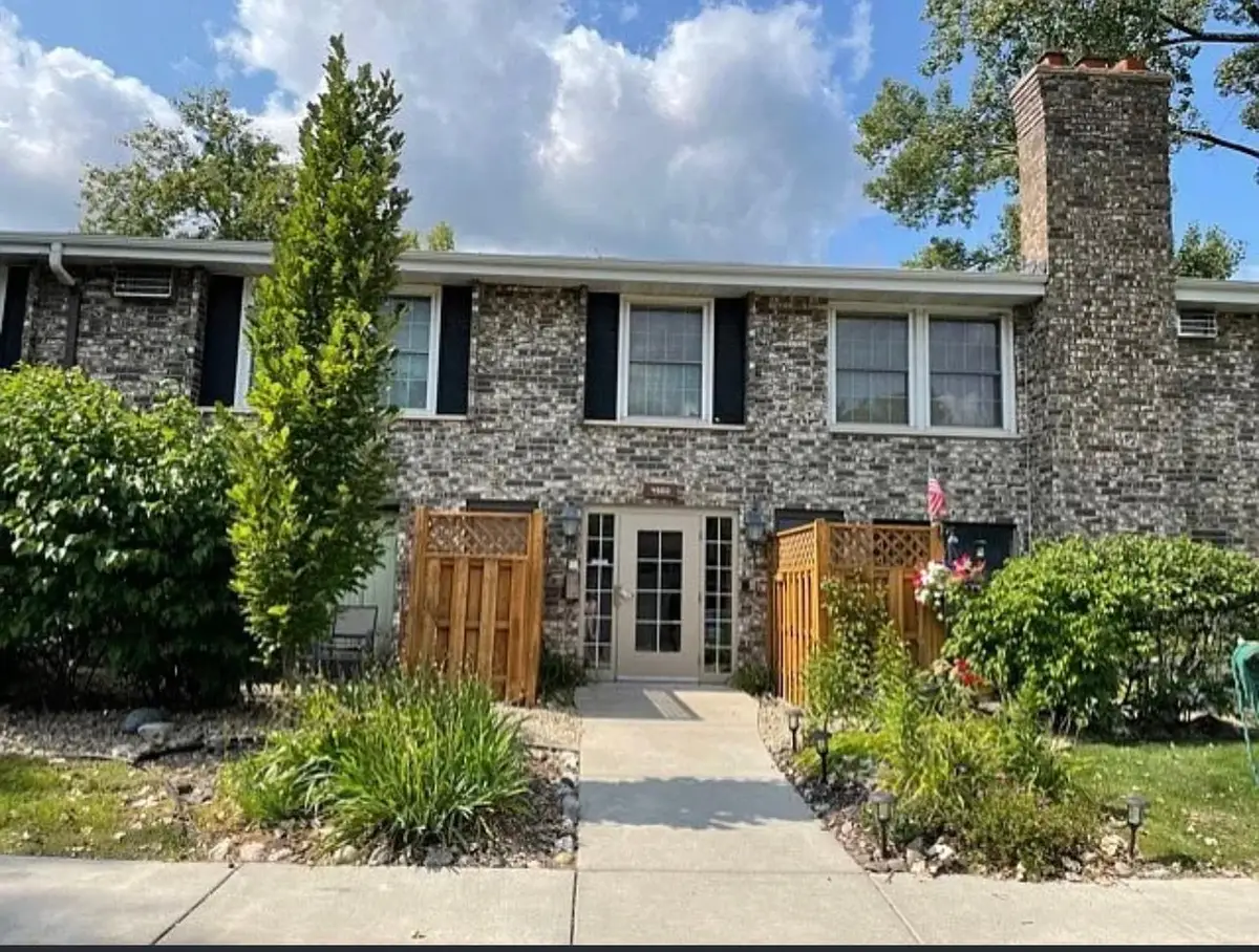 4560 Cedar Lake Road S #5, Saint Louis Park, MN 55416 - #1