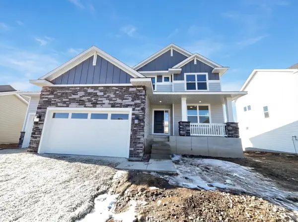 2471 Tyrone Drive S, Shakopee, MN 55379