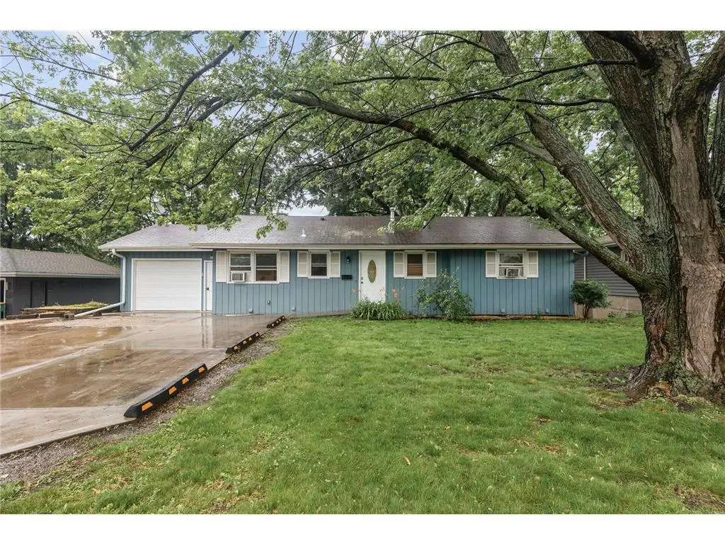 3108 Virginia Avenue N, Crystal, MN 55427 - #1