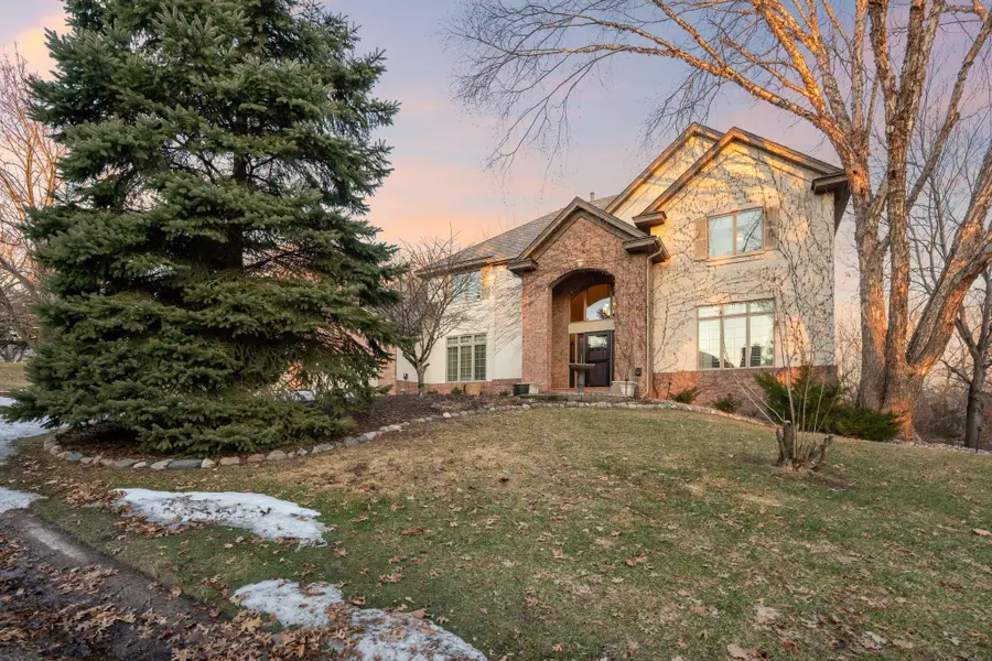 10299 Bucks Way, Eden Prairie, MN 55347 - #2