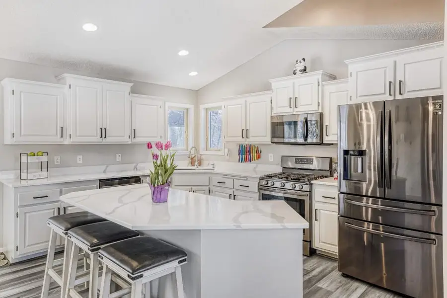 145 Terrace Road Ne, Saint Michael, MN 55376 - #3