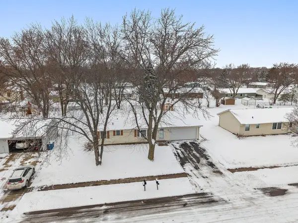 15493 Dresden Trail, Apple Valley, MN 55124