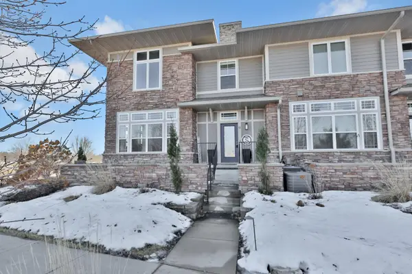 10740 Town Square Drive Ne #G, Blaine, MN 55449