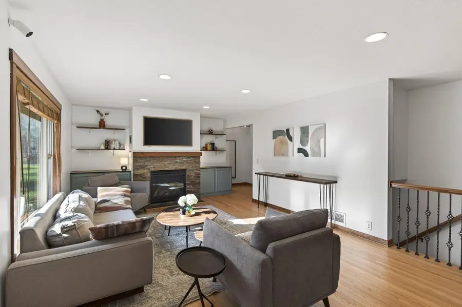 900 Sunset Drive S, Minnetonka, MN 55305 - #3