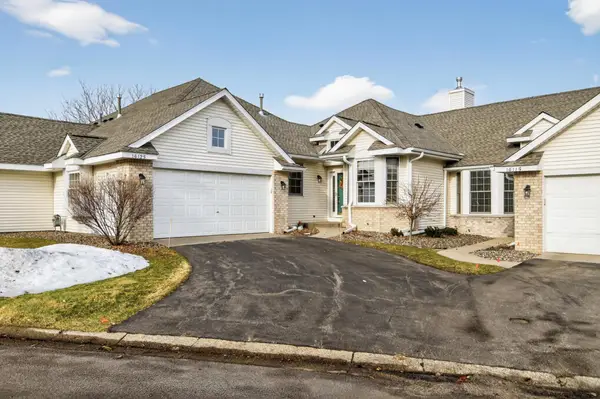 16125 Crystal Hills Drive, Lakeville, MN 55044