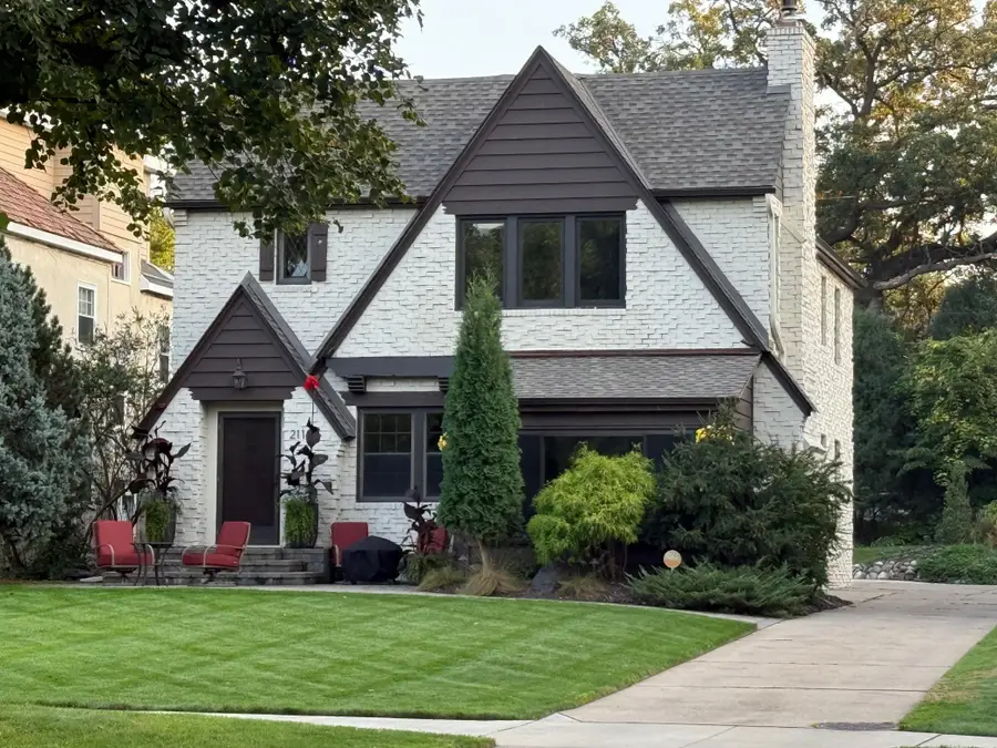 211 W Minnehaha Parkway, Minneapolis, MN 55419 - #2