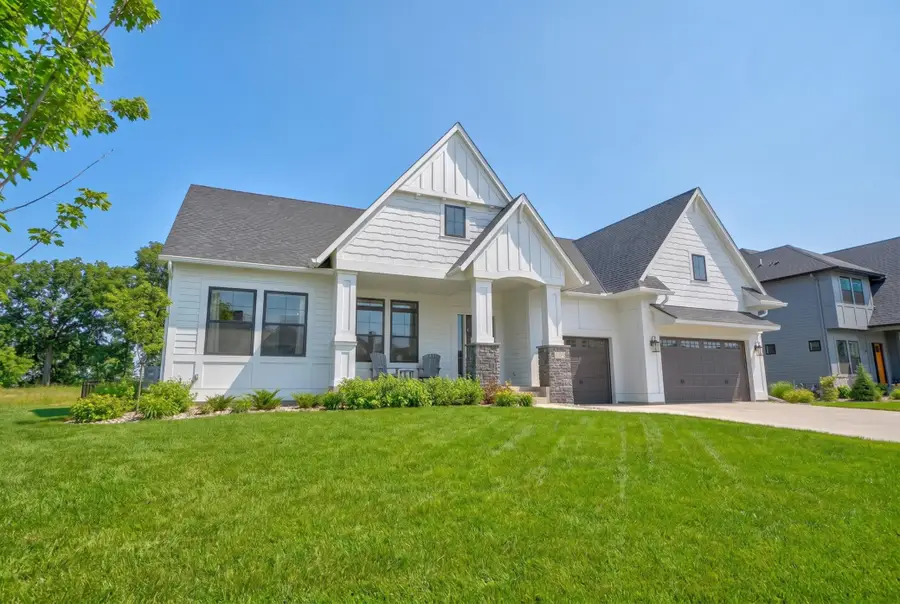 1461 Palmer Drive N, Lake Elmo, MN 55042 - #2