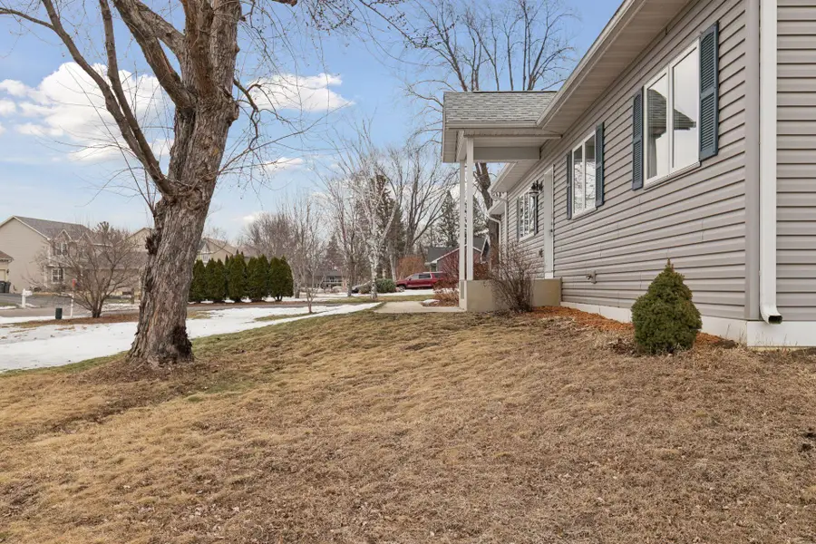 153 Elm Drive W, Carver, MN 55315 - #3