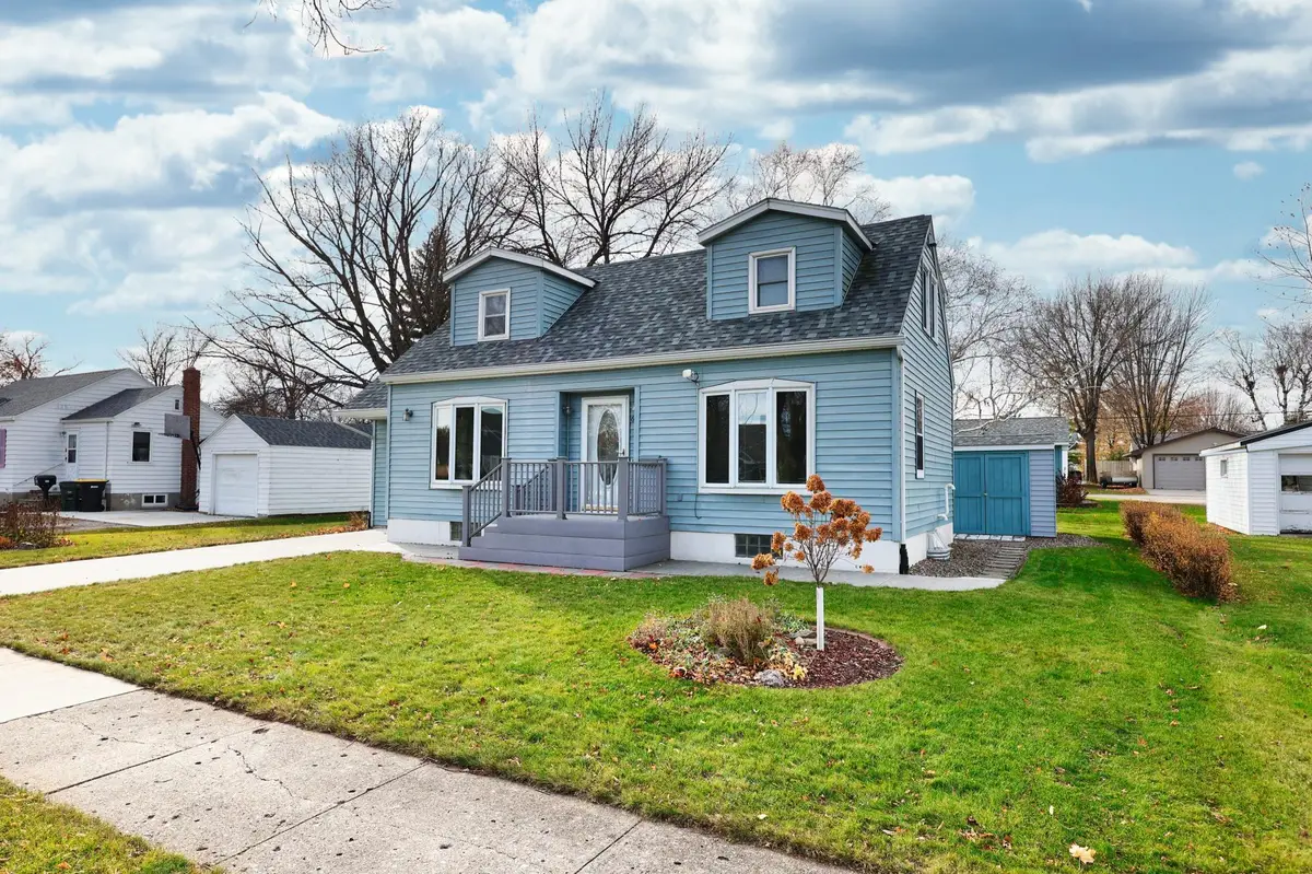 606 S 10th Street, Olivia, MN 56277 - #1