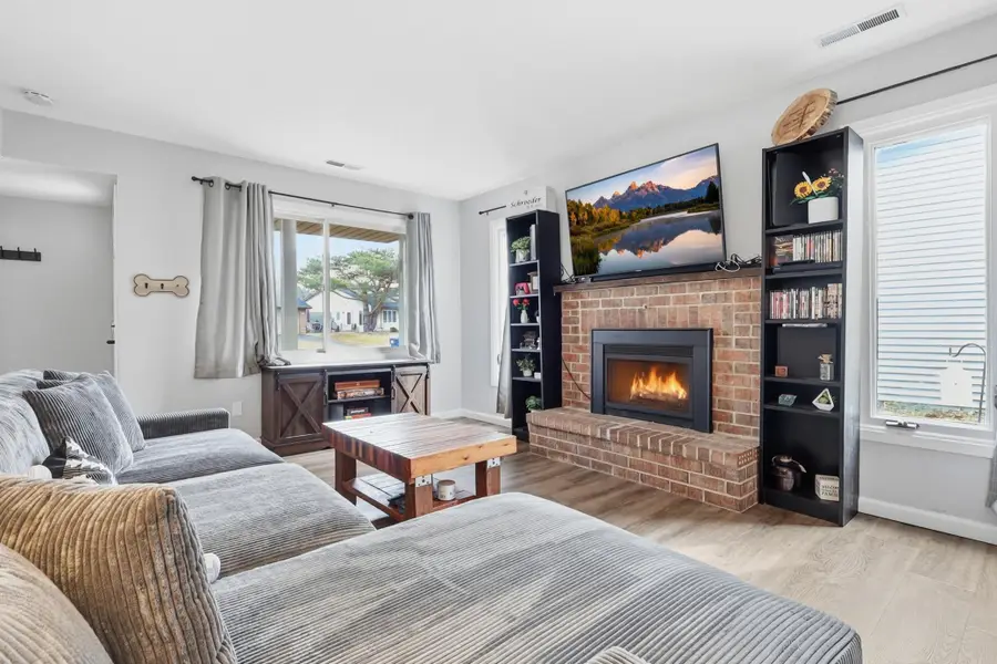 4673 Jackstone Point, Eagan, MN 55122 - #3