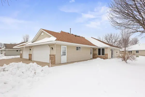 45 Orchard Avenue Se, Hutchinson, MN 55350