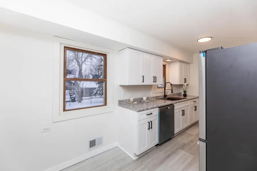 2113 Fairway Drive Ne, Columbia Heights, MN 55421 - #3