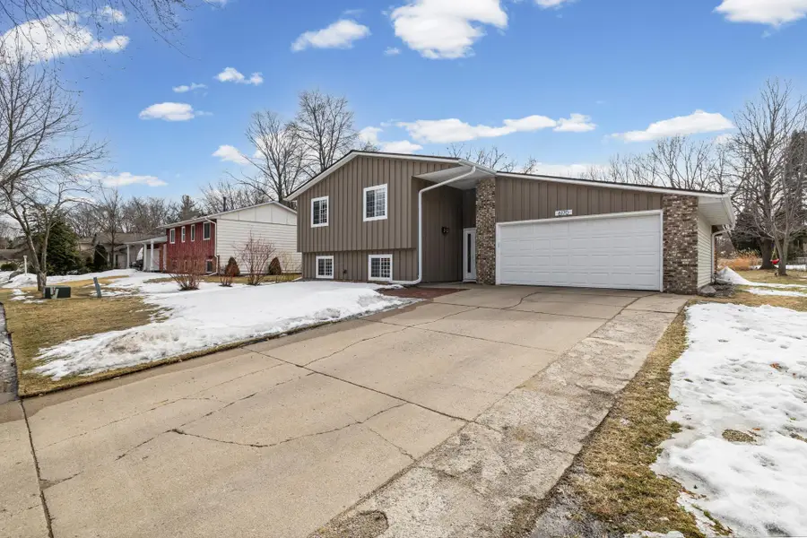 6170 134th Street W, Apple Valley, MN 55124 - #3
