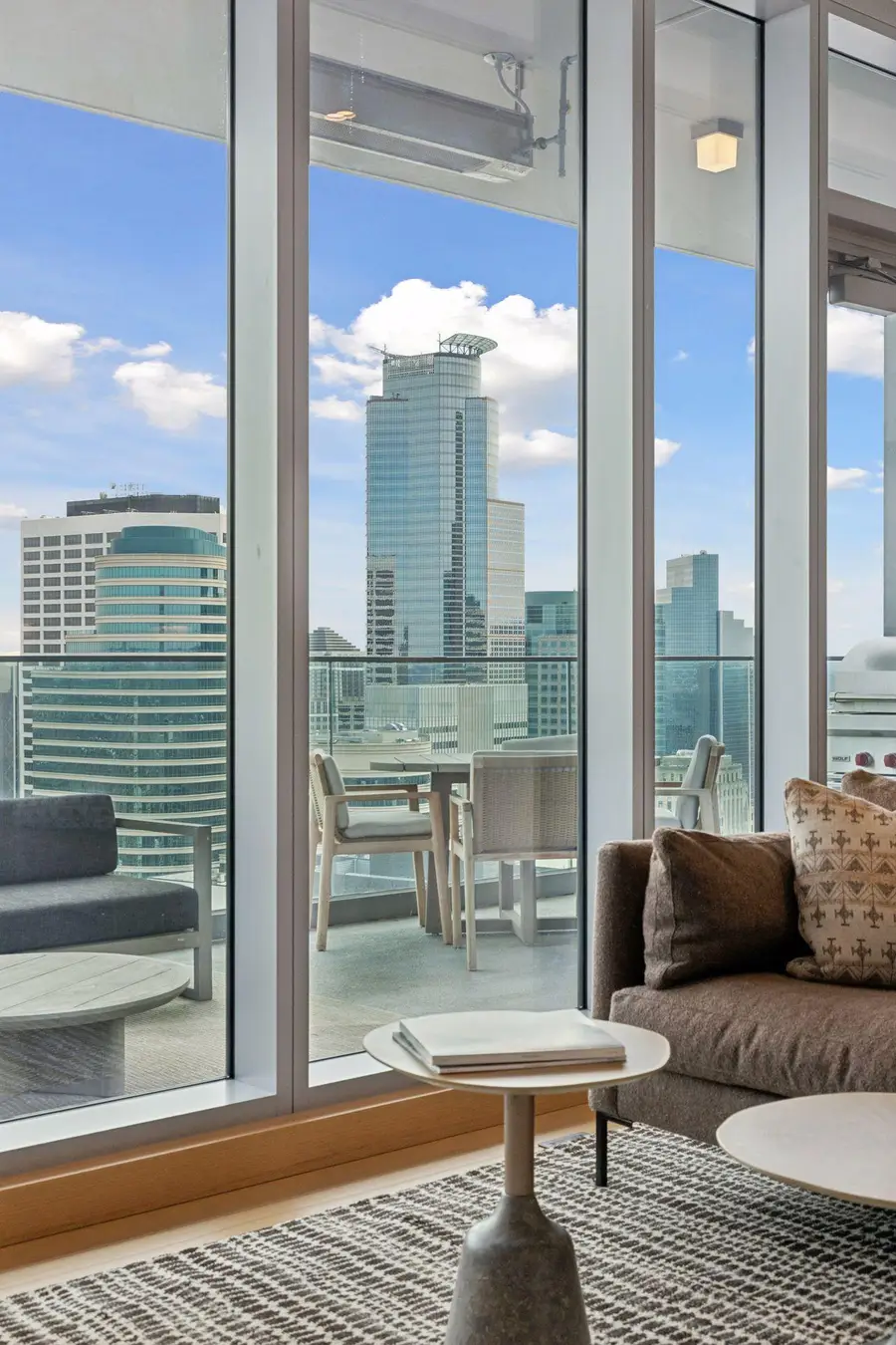 255 Hennepin Avenue #3201, Minneapolis, MN 55408 - #2