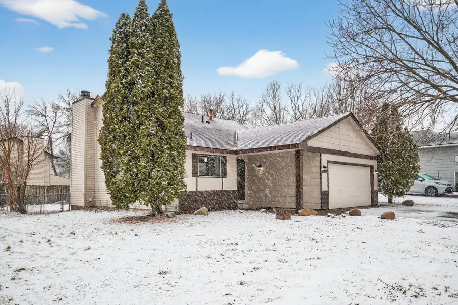 2501 83rd Avenue N, Brooklyn Park, MN 55444 - #2