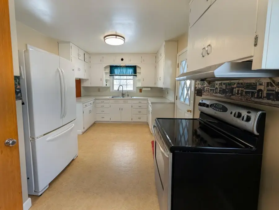 617 12th Avenue, Clarkfield, MN 56223 - #3