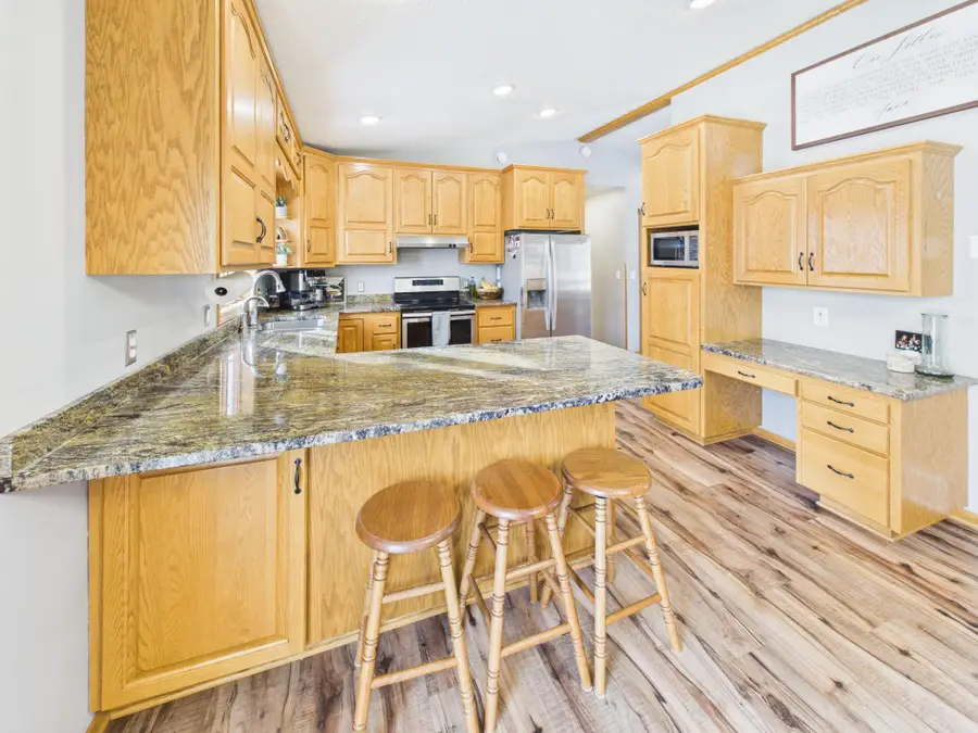 571 4th Street Nw, Richmond, MN 56368 - #3