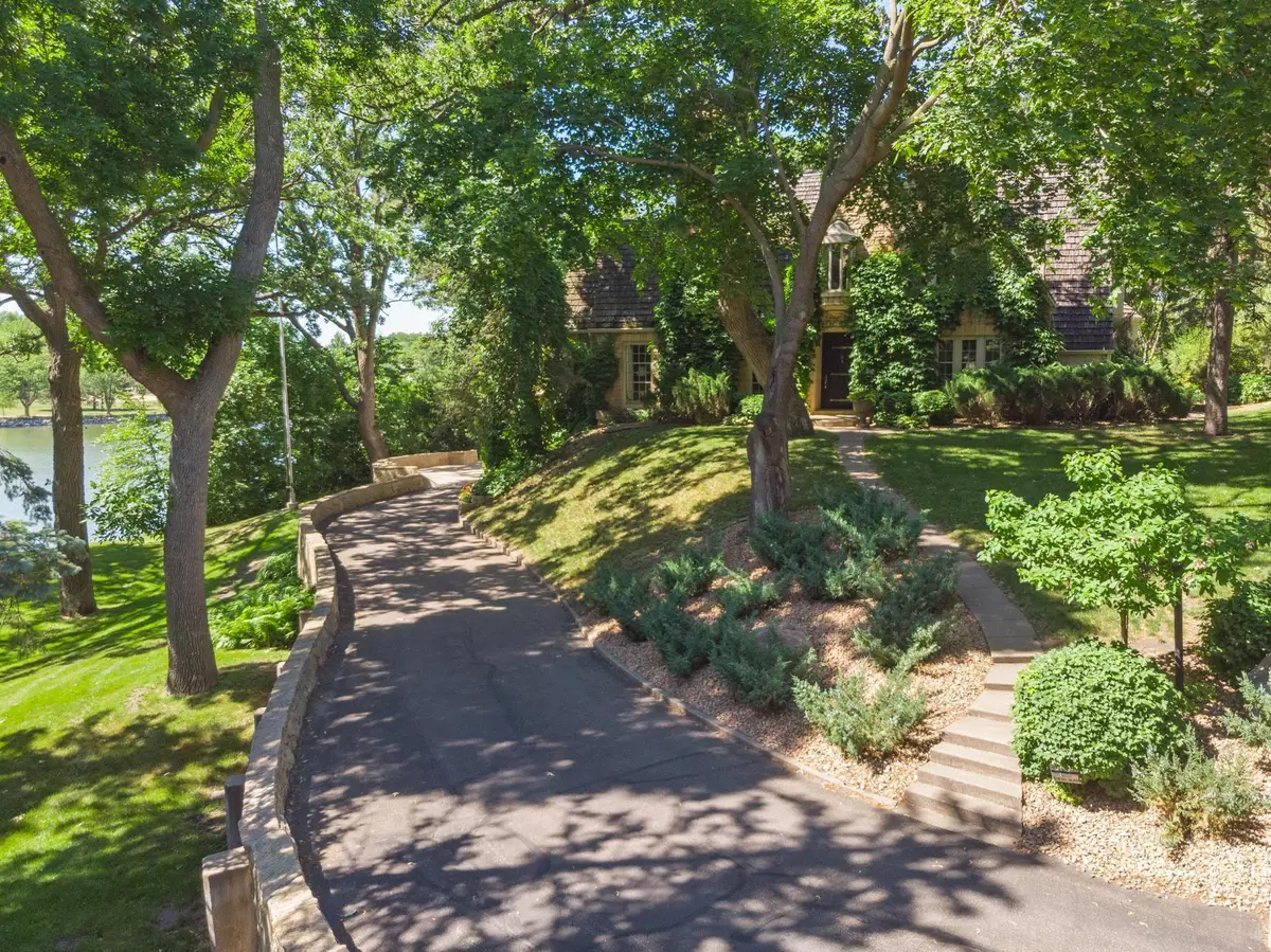 435 Washington Avenue W, Hutchinson, MN 55350 - #1