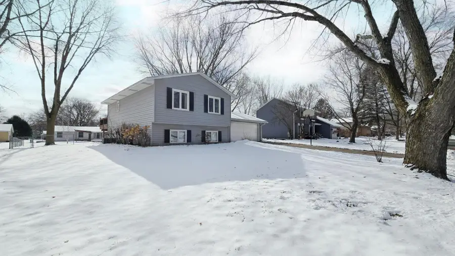 9969 108th Place N, Maple Grove, MN 55369 - #3