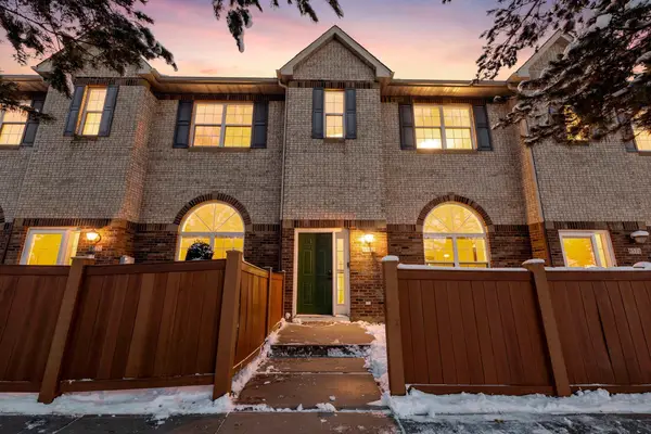 6572 Regency Lane, Eden Prairie, MN 55344