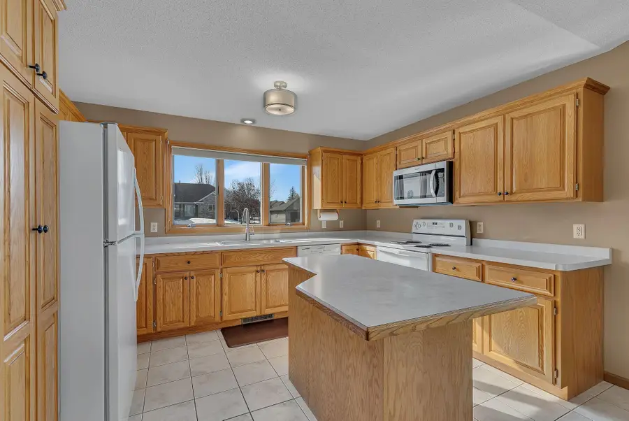 405 16th Street N, Sauk Rapids, MN 56379 - #3