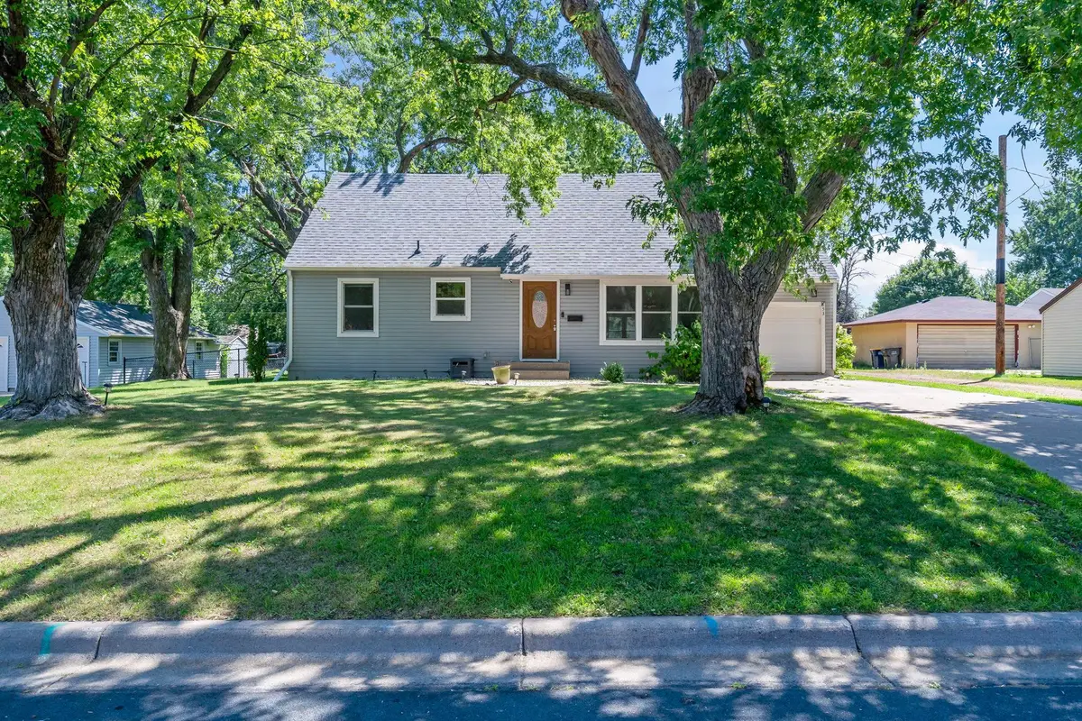853 Minnesota Street S, Shakopee, MN 55379 - #1