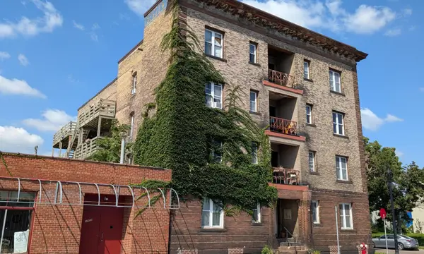 1902 4th Avenue S #3A, Minneapolis, MN 55404