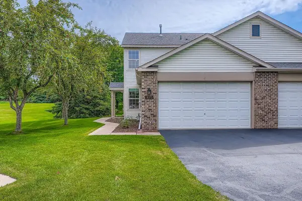 16373 Javari Court, Lakeville, MN 55044