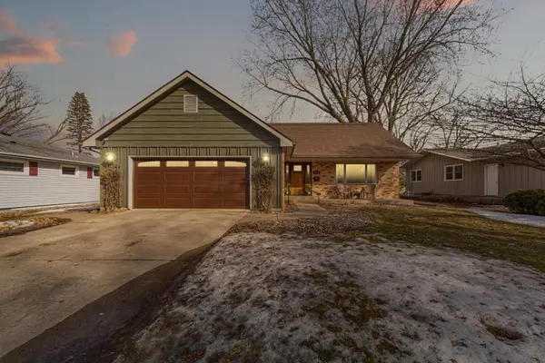 562 Maple Drive, Owatonna, MN 55060