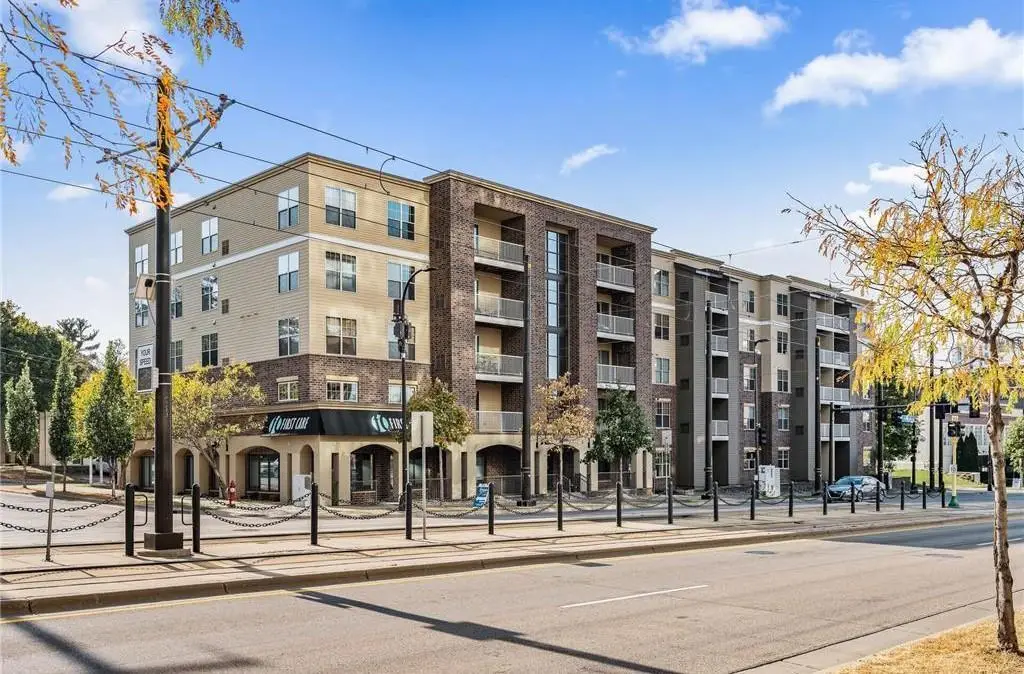 2900 University Avenue Se #411, Minneapolis, MN 55414 - #1