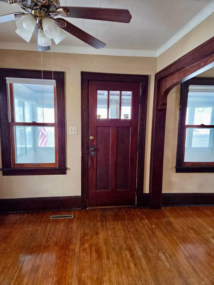 2036 Stillwater Avenue E, Saint Paul, MN 55119 - #3