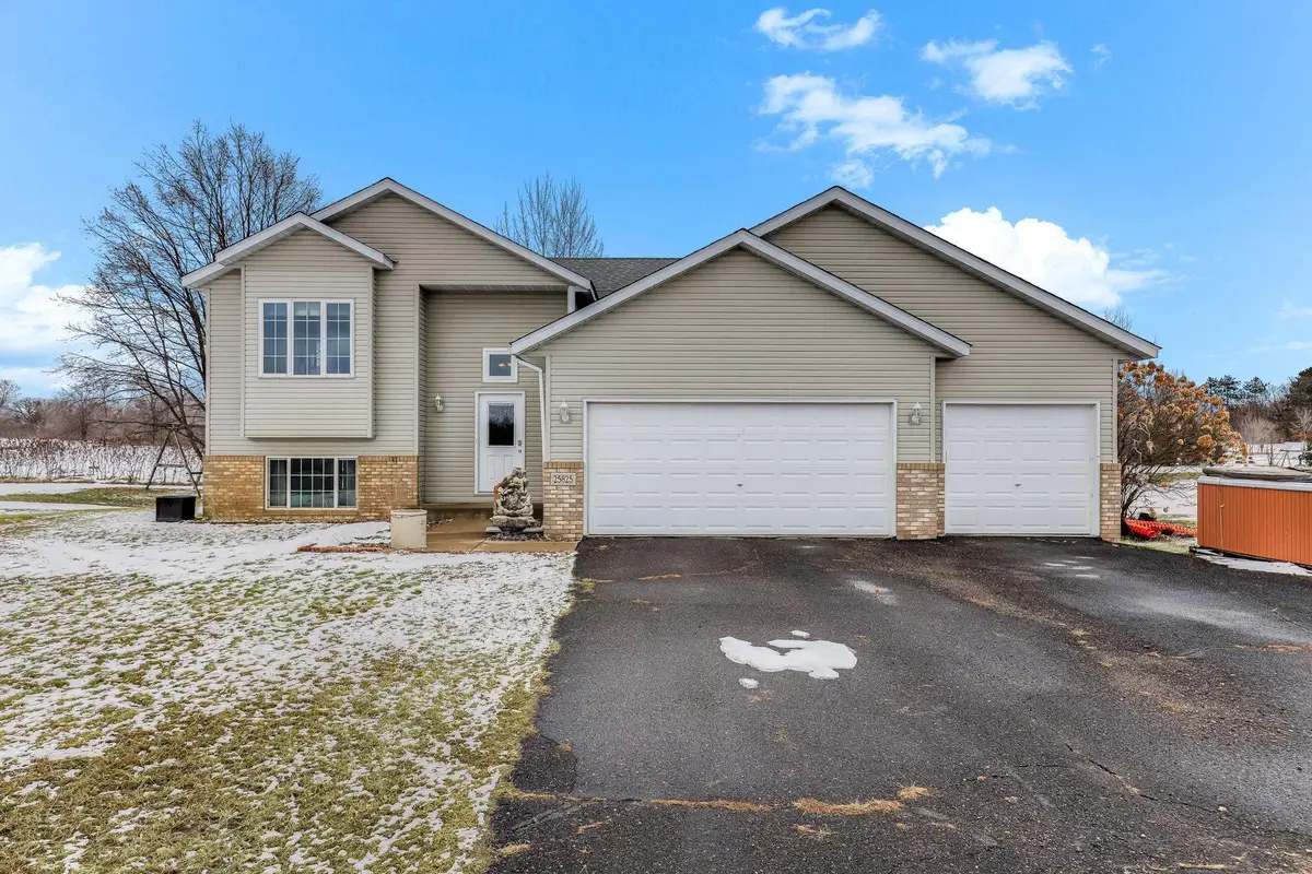 25825 106th Street Nw, Zimmerman, MN 55398 - #1