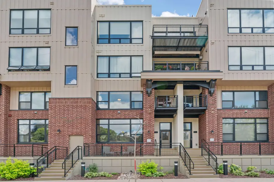 294 Spring Street, Saint Paul, MN 55102 - #3