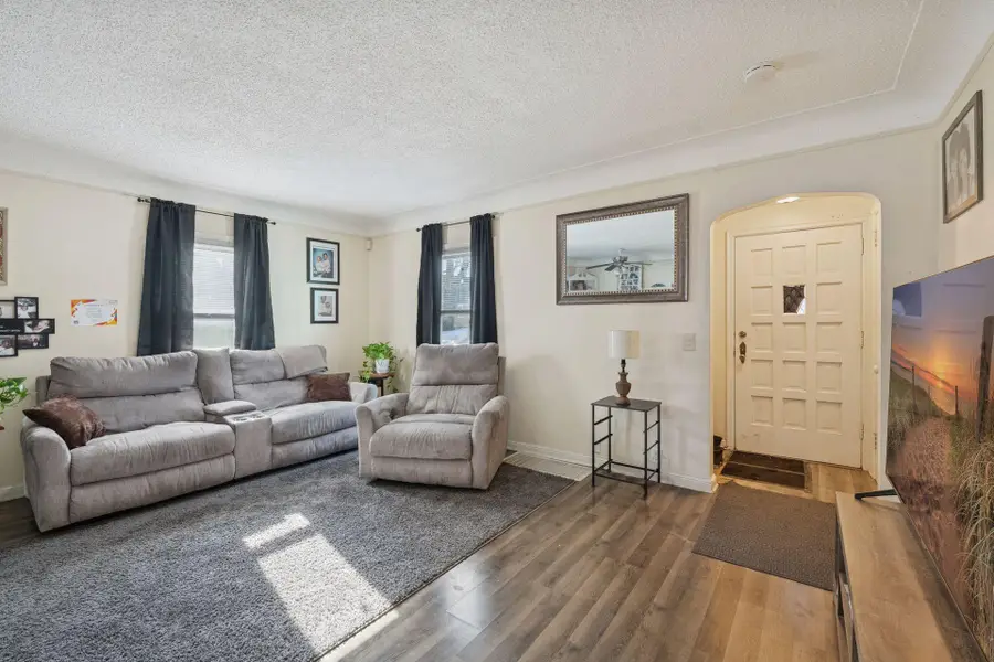 2646 Morgan Avenue N, Minneapolis, MN 55411 - #2