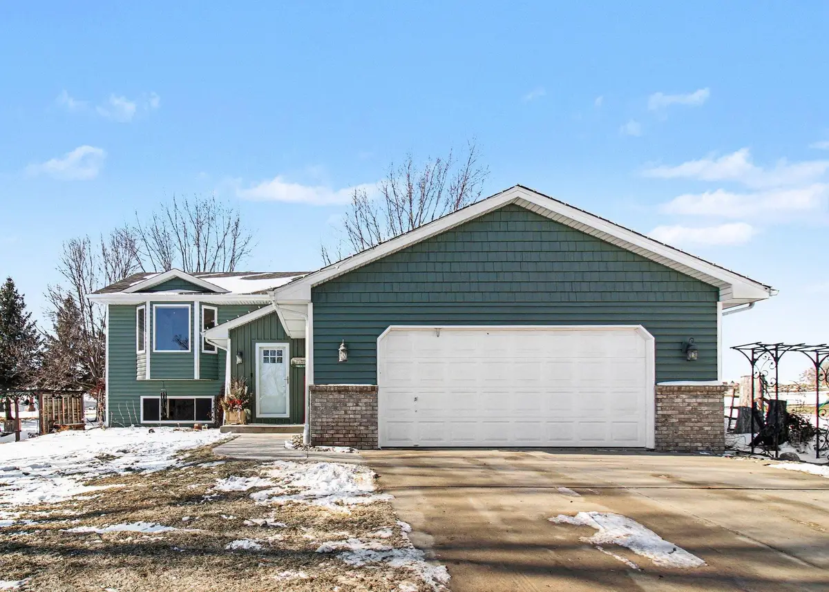 4958 Jeffers Court, Lonsdale, MN 55046 - #1