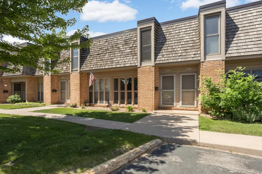 6425 Barrie Road, Edina, MN 55435 - #2