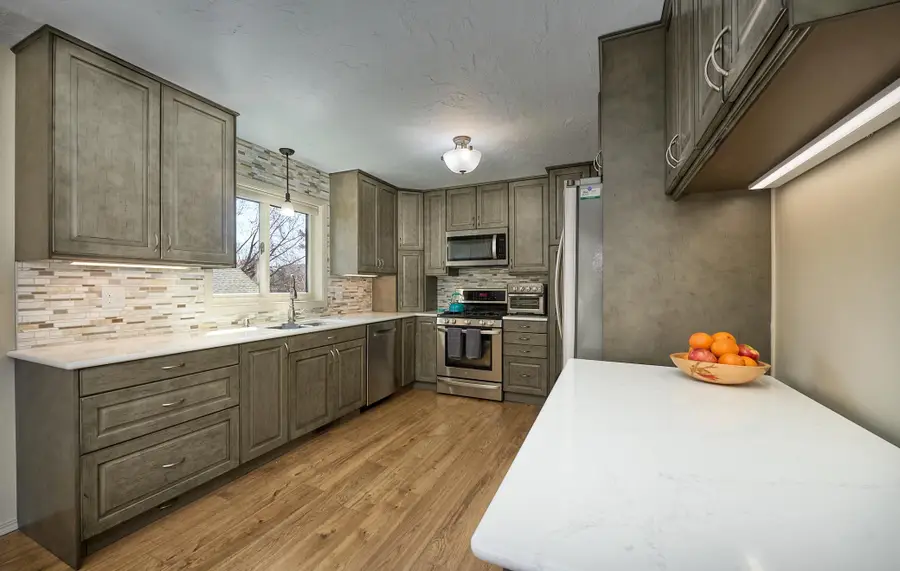 11230 48th Avenue N, Plymouth, MN 55442 - #3