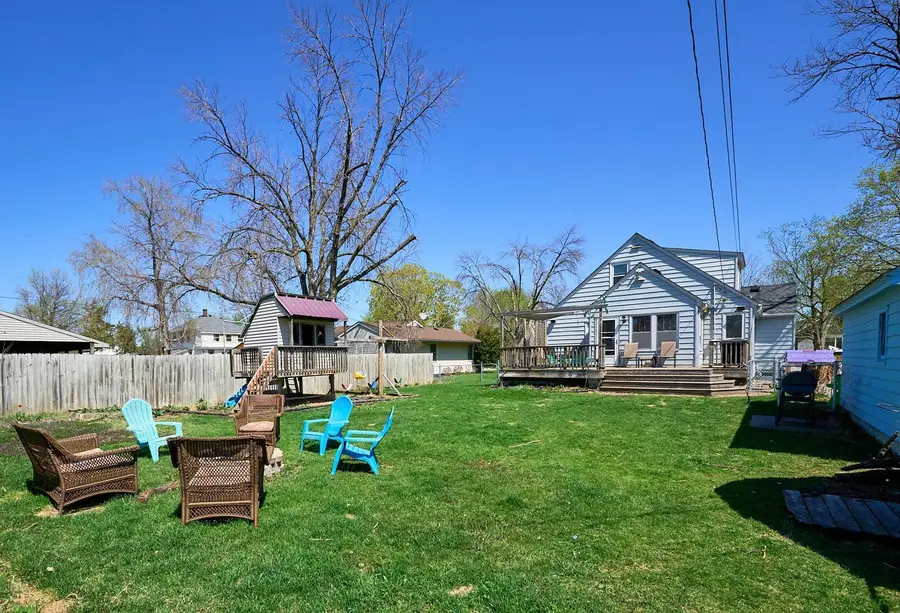 120 S Cedar Street, Belle Plaine, MN 56011 - #3