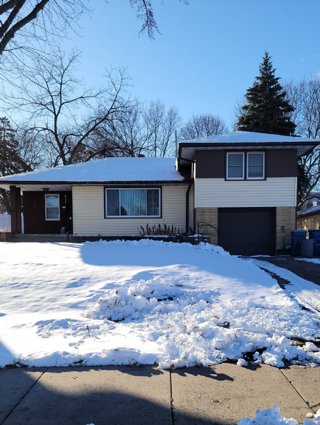 821 16th Avenue N, South Saint Paul, MN 55075 - #2