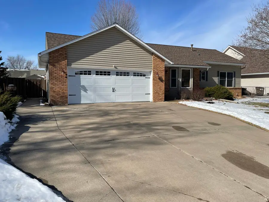 1458 Erickson Drive, Hastings, MN 55033 - #3