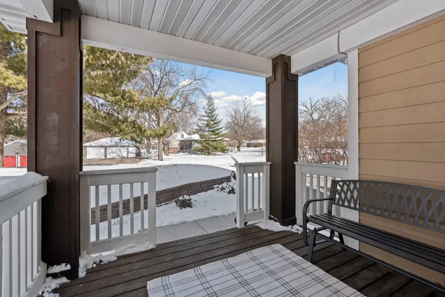 4807 34th Avenue N, Golden Valley, MN 55422 - #3