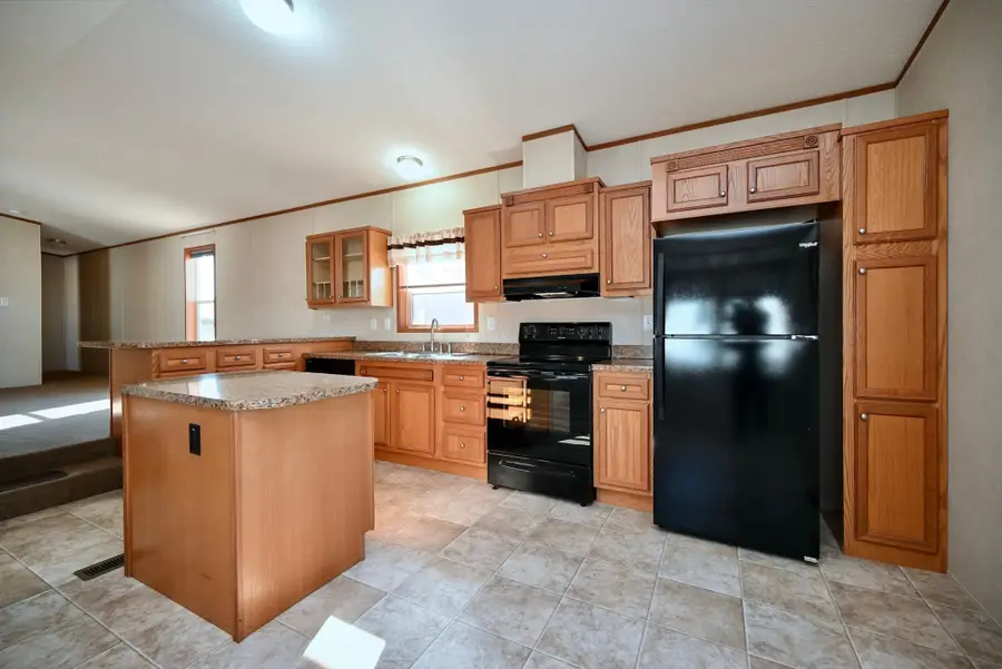 83 S Elm Street, Lewiston, MN 55952 - #3