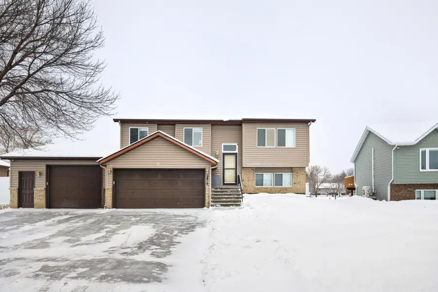 2814 Village Green Drive, Moorhead, MN 56560 - #3