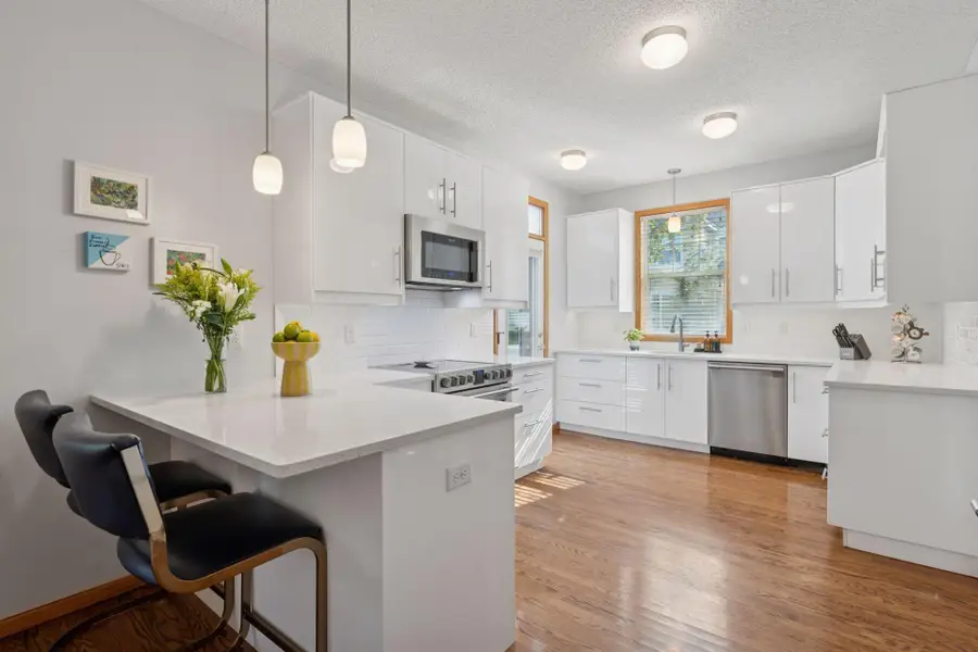 1612 Summit Hill, Eagan, MN 55122 - #3