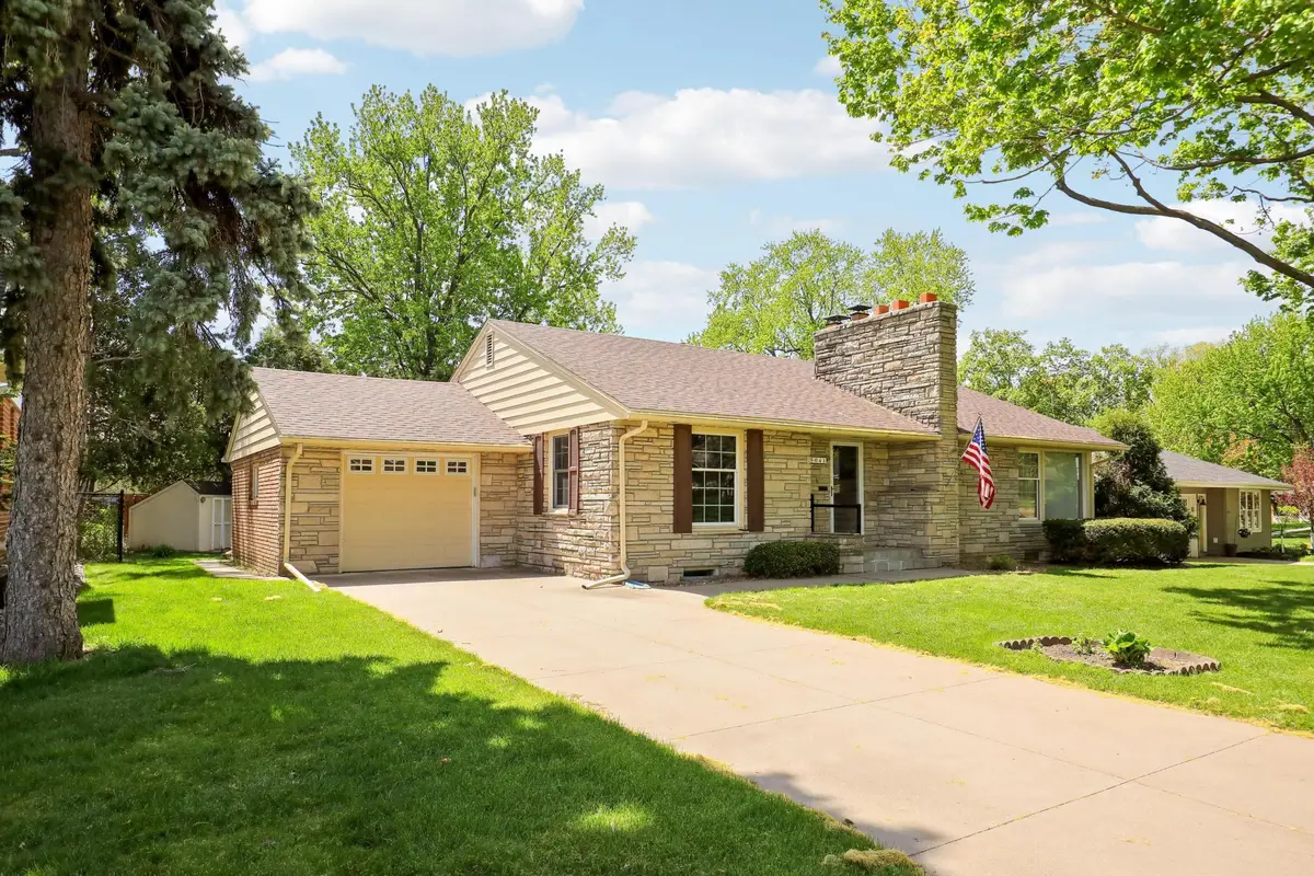 5041 Richmond Drive, Edina, MN 55436 - #1