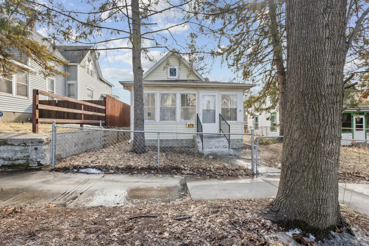 676 York Avenue, Saint Paul, MN 55106 - #1