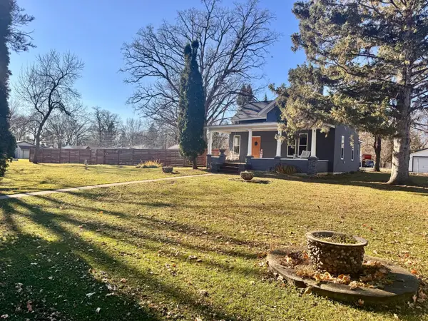 702 4th Street Sw, Little Falls, MN 56345