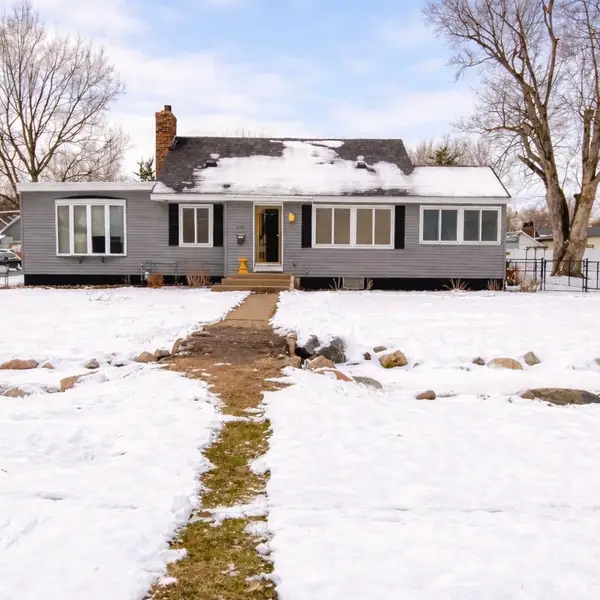 206 2nd Street N, Bayport, MN 55003